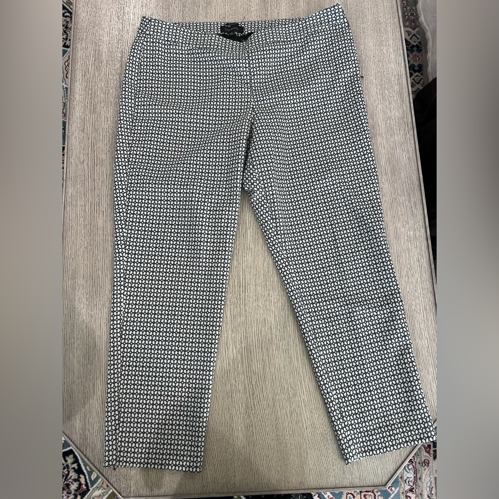 Talbots Chatham B/W Pants 16